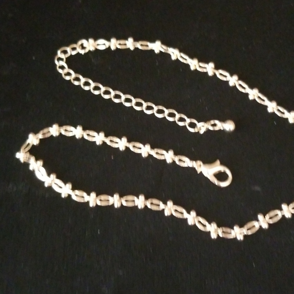 NWT Hand Crafted Rhinestone Anchor Pendant Goldtone Finish Necklace - Picture 11 of 12